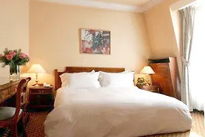 Du Rond Point De Longchamp Hotel Paris